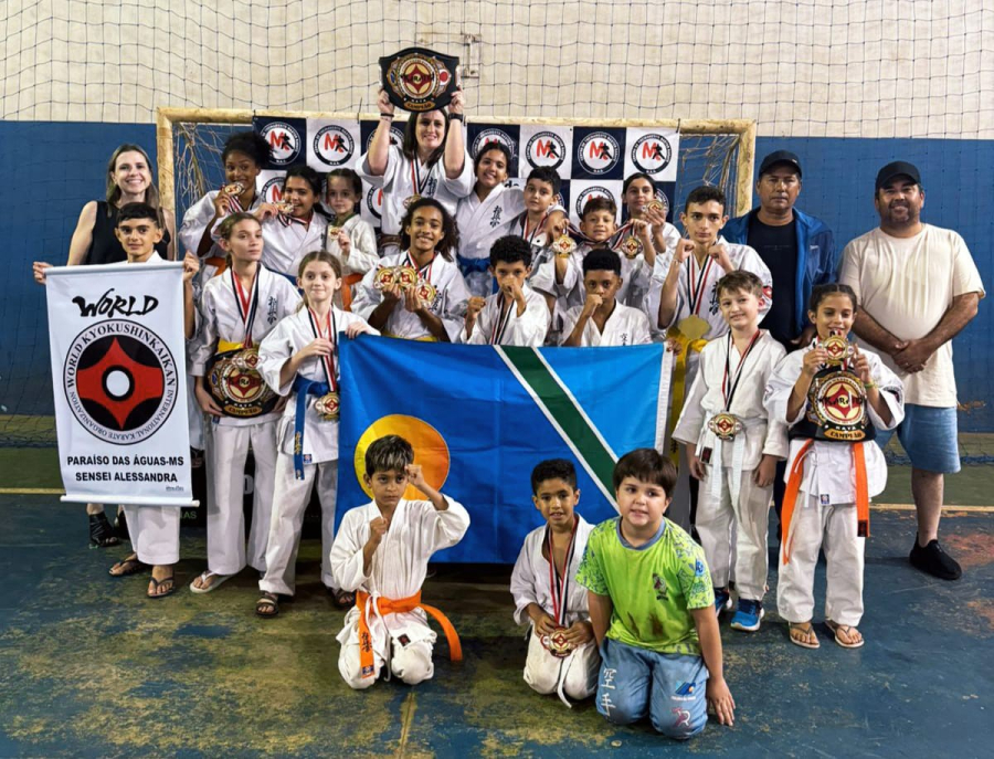 Nova Alvorada do Sul| Atletas de Paraíso das Águas brilham na 3ª Copa N.A.S. de Karatê e conquistam o título por equipe